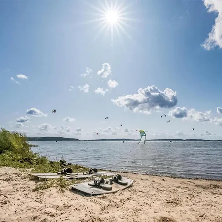 Hausboot Tiny 3* Sagard