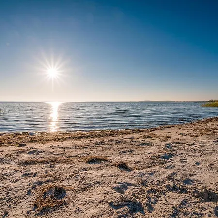 Hotel na wodzie Hausboot Tiny Sagard